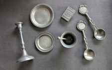 Diverse alte Zinn Teller