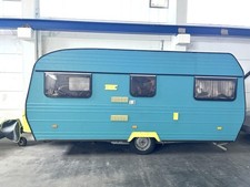 Wohnwagen  für 4 Personen zu verkaufen