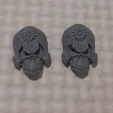 2x kleine Titan Forge World