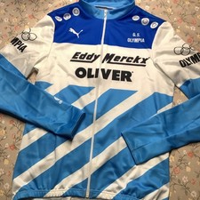 👉 Vintage Cycling Jersey