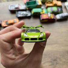 Siku Gumpert Apollo 2009 Green