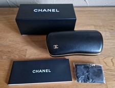 CHANEL Sonnen-/Brillenetui