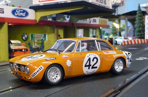 Slotcar brm alfa giulia - ,