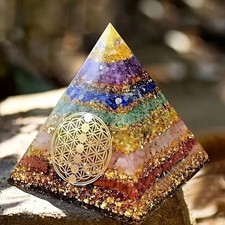 Kristall Pyramide Energie Heilung Meditation Orgonite 7 Chakra Amethyst Malachit