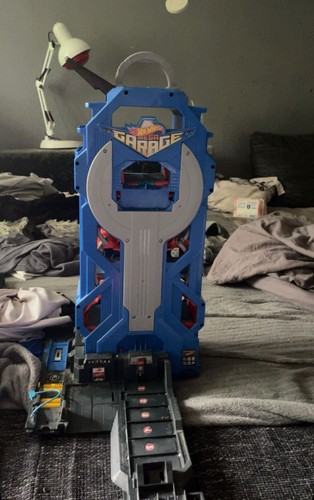 Hot wheels mega garage - hot,