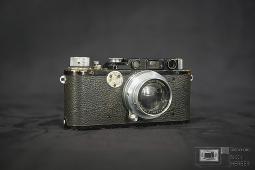 Leica black paint - leica, i