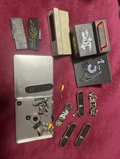 Kleine Fingerboard Sammlung Tech Deck Schrauben Tools Curb Ramp Etc