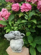 Gartenfigur Steinfigur Wichtel Troll Gnom Fantasiefigur Deko Haus Frostsicher