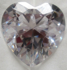 Cubic Zirkonia, Herzen