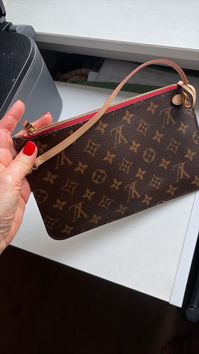 Louis vuitton neverfull pouch - louis,
