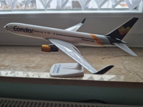 Condor thomas cook - condor, b757-300