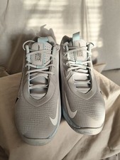 Nike GT jump Academy Basketballschuh pure Platinum, Medium ash, Glacier blue