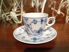 ROYAL COPENHAGEN Denmark MUSSELMALET edle Espressotasse mit Untertasse 1/298