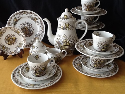 Royal tudor stoke - royal, stoke-on-trend