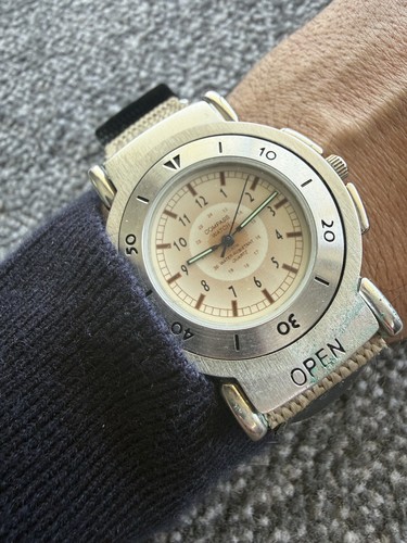 Kompassuhr style type lip - -,