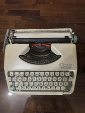 Olympia Splendid 33 Kofferschreibmaschine