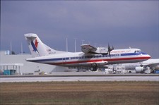 Dia N213AT ATR 42-300 American