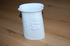 Kaiser Vase Bisquit Porzellan