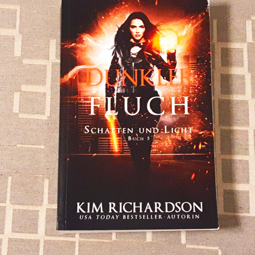 Kim richardson dunkler - dunkler, fluch
