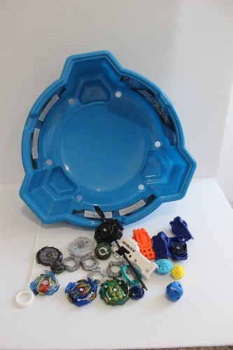 Hasbro beyblade burst arena - hasbro,