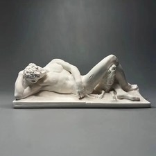 Handgefertigte Skulptur eines