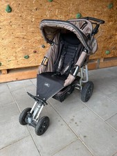 Kinderwagen / Joggster samt Zubehör