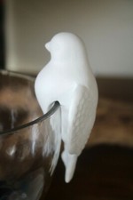 Vogel zum Stecken aus Keramik weiß, L 10,5 cm, Ansteckvogel f. Glas
