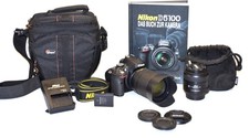 Nikon D5100 mit Zubehörpaket