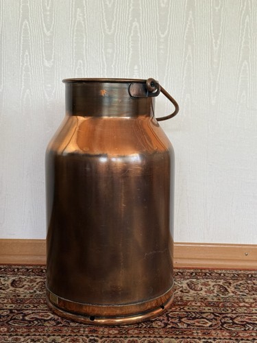 Großer milchkanne - *,