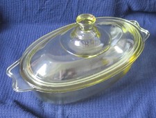 gelbe Auflaufform Glas JENA THERM 3052