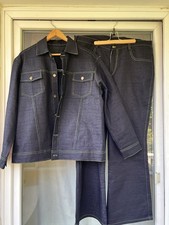 NEU/MAẞGESCHNEIDERT