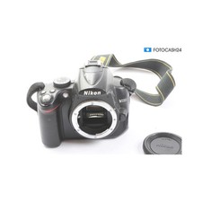 Nikon D5000 + Sehr Gut (282092)