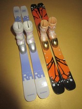 1095) ZWEI PAAR BARBIE