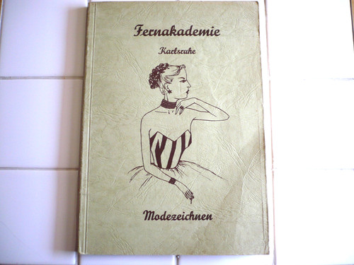 Altes buch modezeichnen - buch, "modezeichnen"