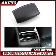 Hinten Mitte Aschenbecher