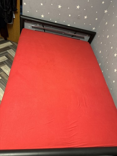 Bett - ,