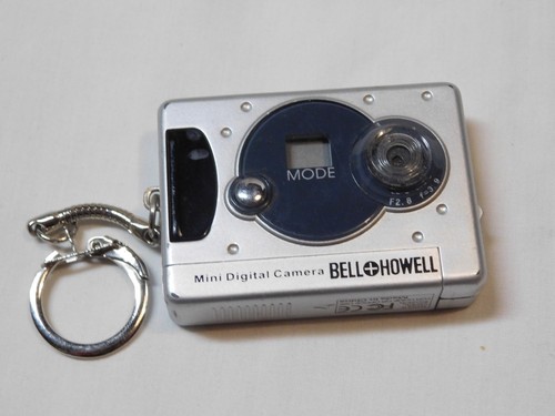 Bell howell deluxe camera - deluxe,