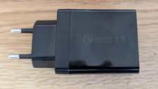 USB Ladegerät Qualcomm Quick Charge max. Ladeleistung 33 Watt, 4 USB A Eingänge 