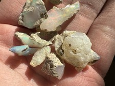 Welo Opale roh Lot 62,6 ct mit Feuer