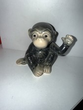 Süßer Goebel Schimpanse –