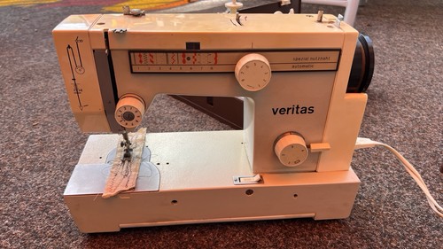 Ddr nähmaschine koffer mit - nähmaschine, im