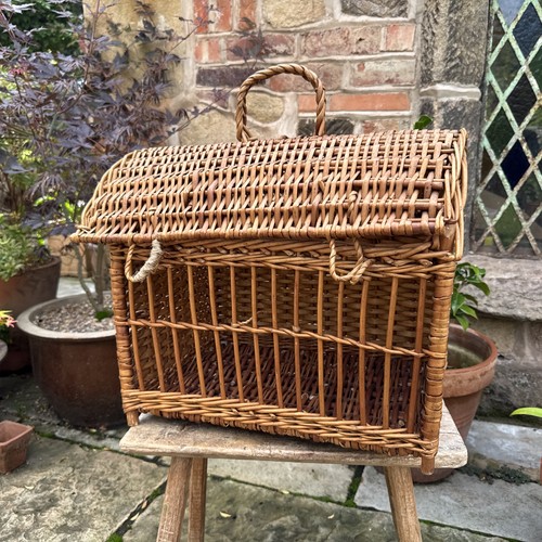 Vintage geflochtene weide - vintage,
