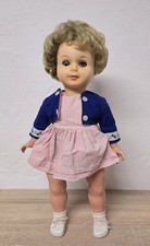 Nette Kunststoff Puppe ES Doll