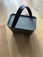 Bang & Olufsen Beolit 12  -  tragbarer WLAN  Lautsprecher  -  mit Mängeln