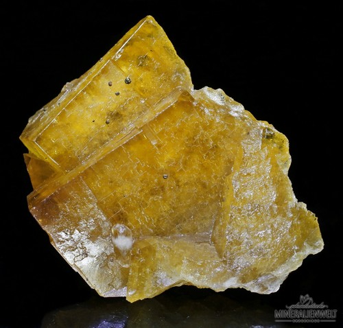 Gelber fluorit mit baryt - gelber,