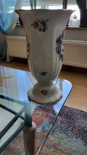Eine vase von - rosenthal, selb