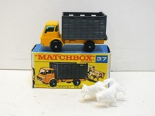 LESNEY MATCHBOX NO37 CATTLE TRUCK BPW TOP BOXED (L485)