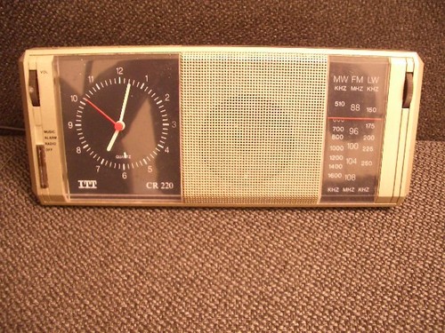 Radiowecker itt 220 - itt, cr