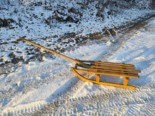 DDR Schlitten Holzschlitten Bob Rodel Deichsel Winter rodeln Schnee