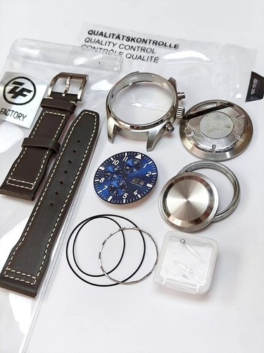 43mm stainless steel watch - 43mm,